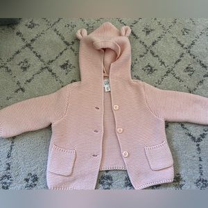 Gap 3-6 months sweater